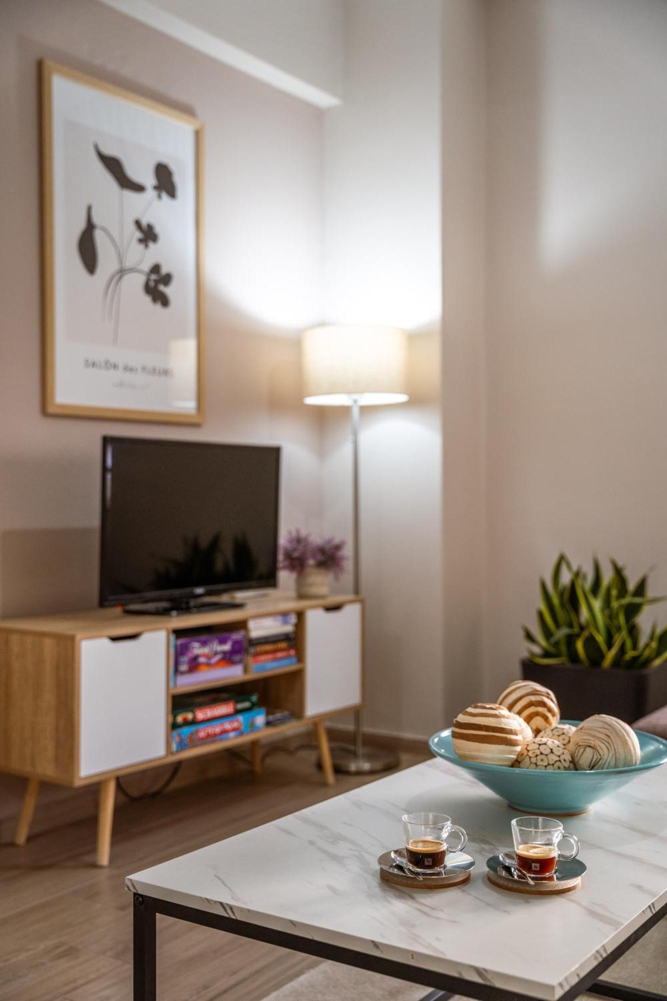 Lilium Luxury Apartment Igoumenitsa Ngoại thất bức ảnh